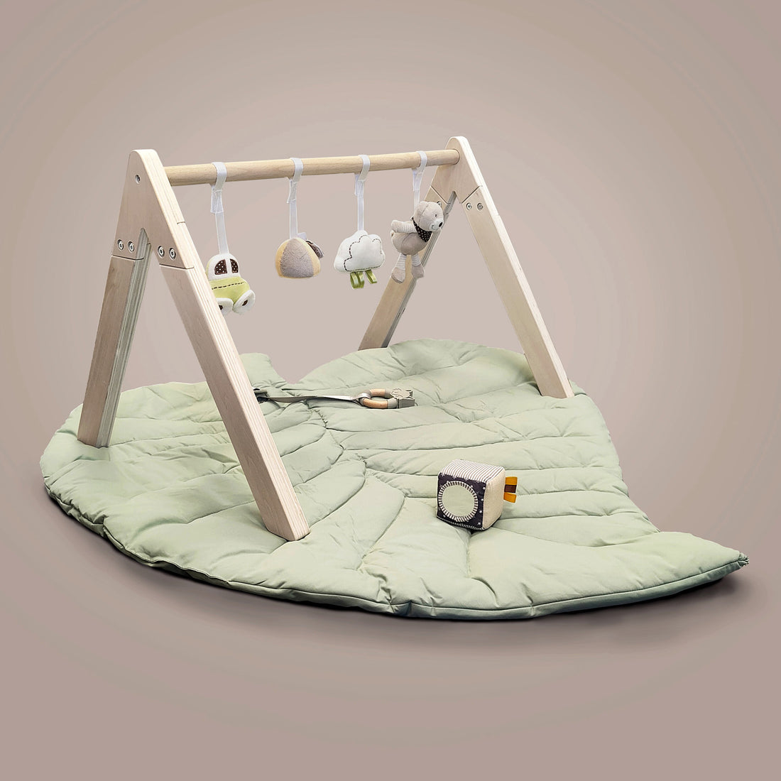 Leaf Play Mat with Wooden Baby Gym & Hanging Toys Safari Theme - Green